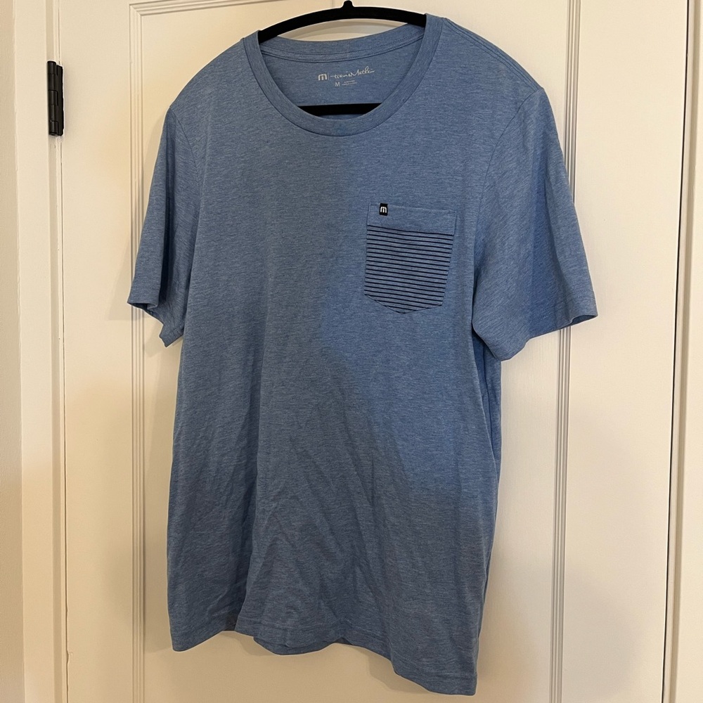 TRAVIS MATHEW T-shirt